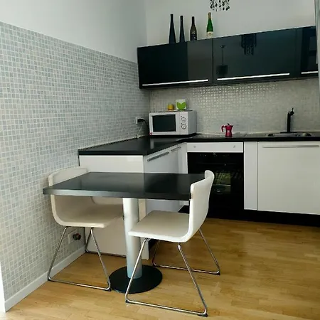 Con Terrazzo Privato Milano San Raffaele -