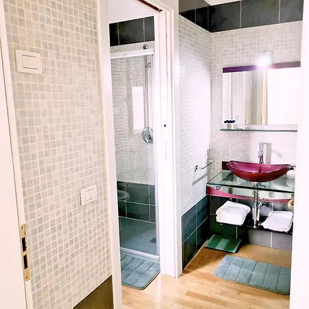 Con Terrazzo Privato Milano San Raffaele - Apartment *
