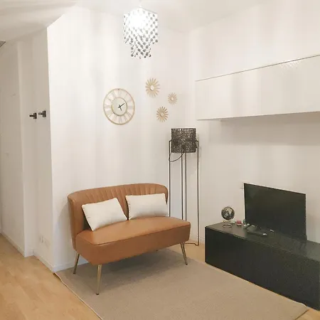 Con Terrazzo Privato Milano San Raffaele - Apartment