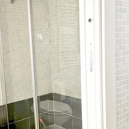 Con Terrazzo Privato Milano San Raffaele - Apartment