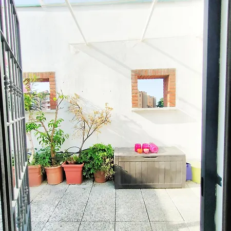 Con Terrazzo Privato Milano San Raffaele -